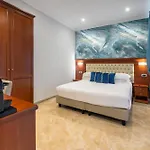 Esposizione Luxury Rome