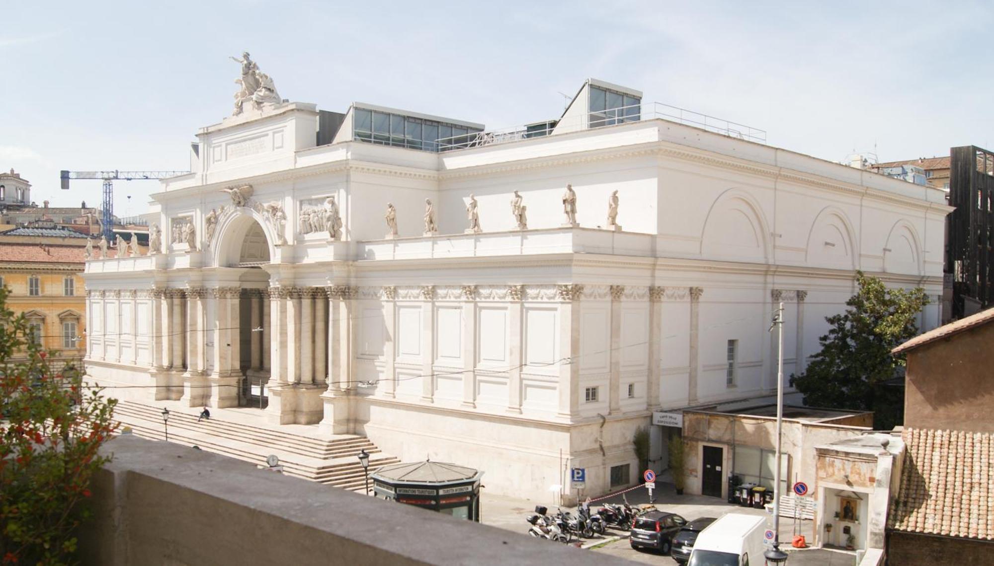 Esposizione Luxury 3* Roma