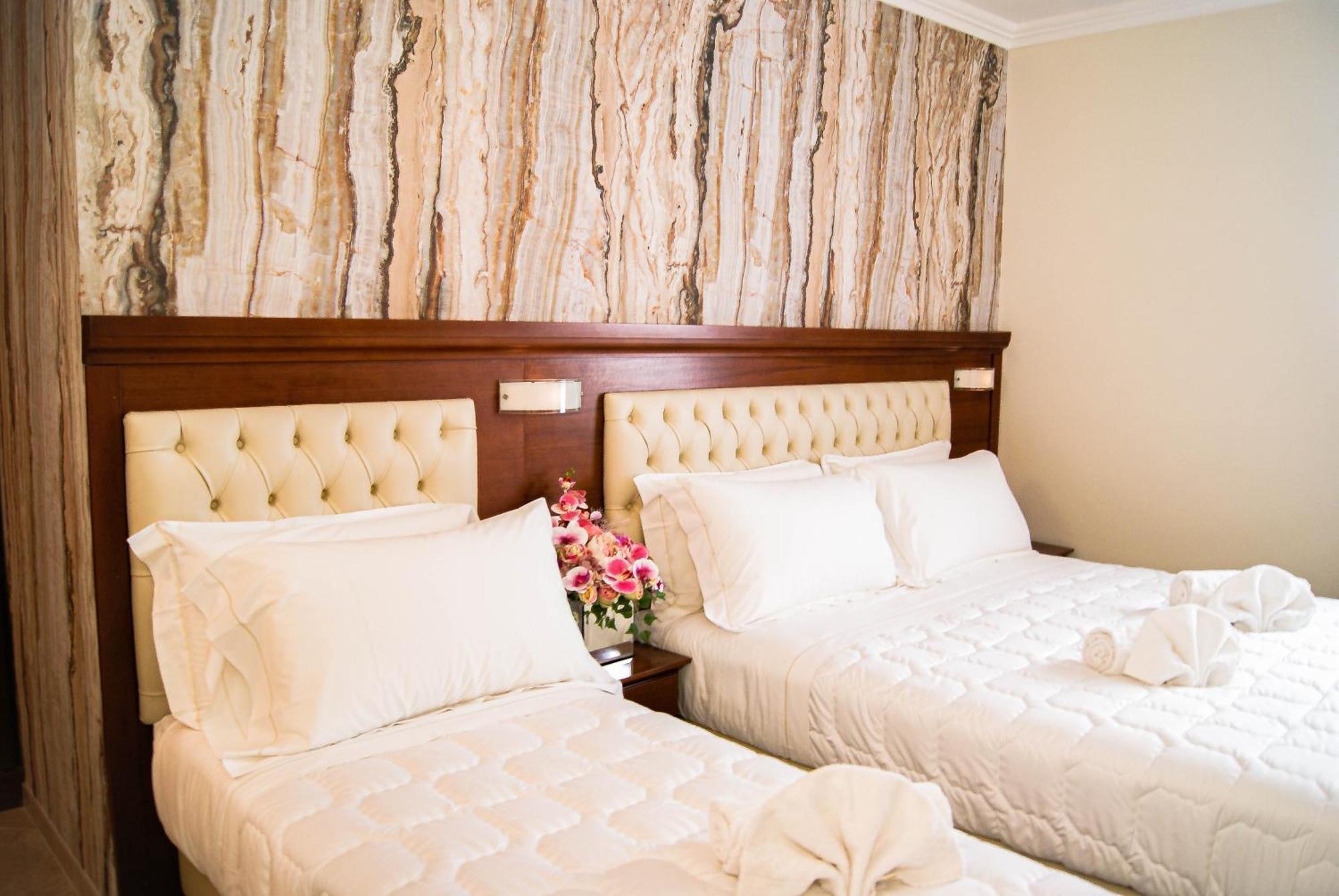 Esposizione Luxury Hotel Roma